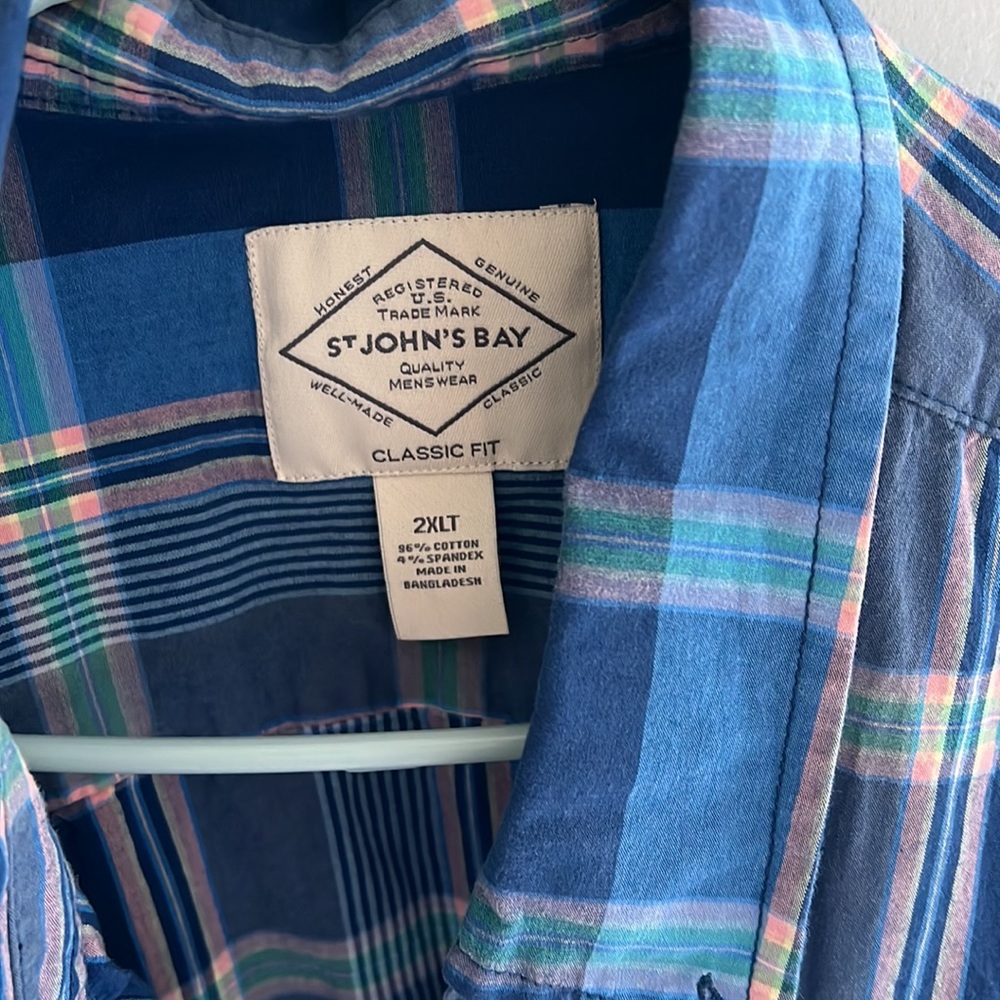 St John Bay 2xlt great shirt only worn couple times - Picture 2 of 3